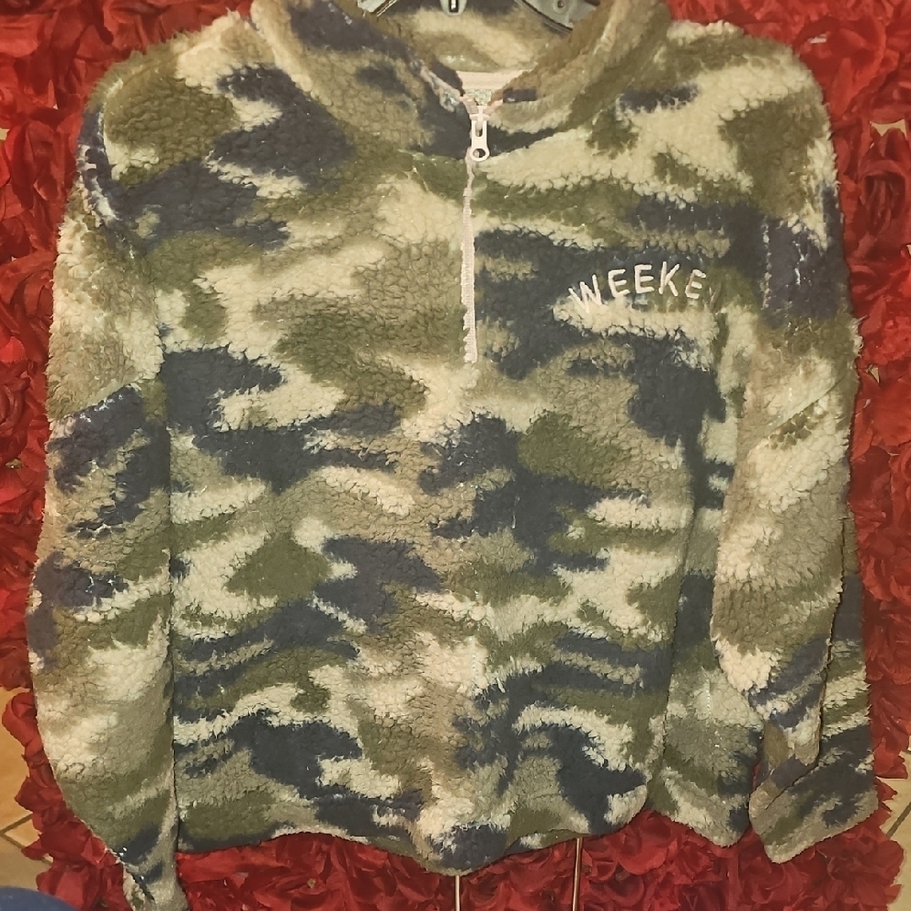 Grayson Threads Camouflage Fleece Crop Pullover Size XXL